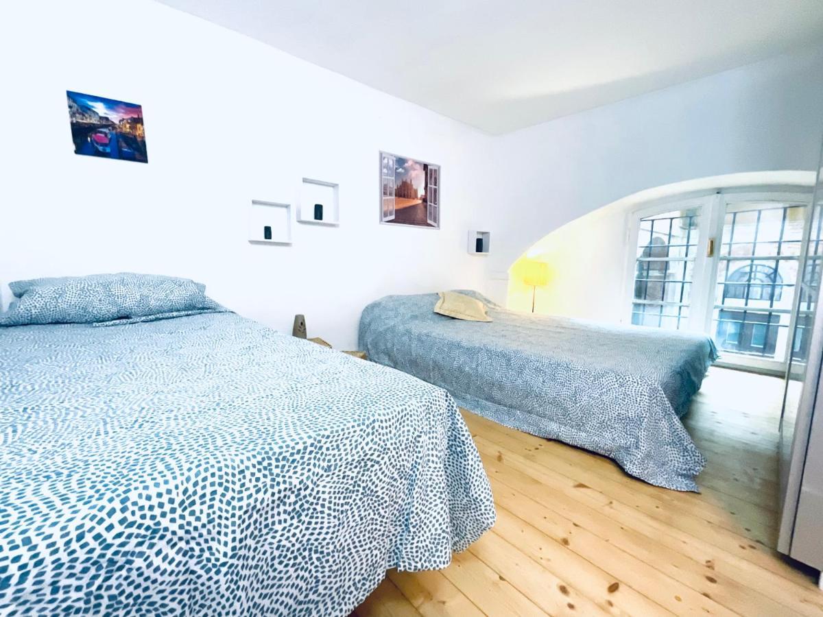 Apartment In 3 Minutes From Duomo Ingresso Via Dei Piatti 밀라노 외부 사진