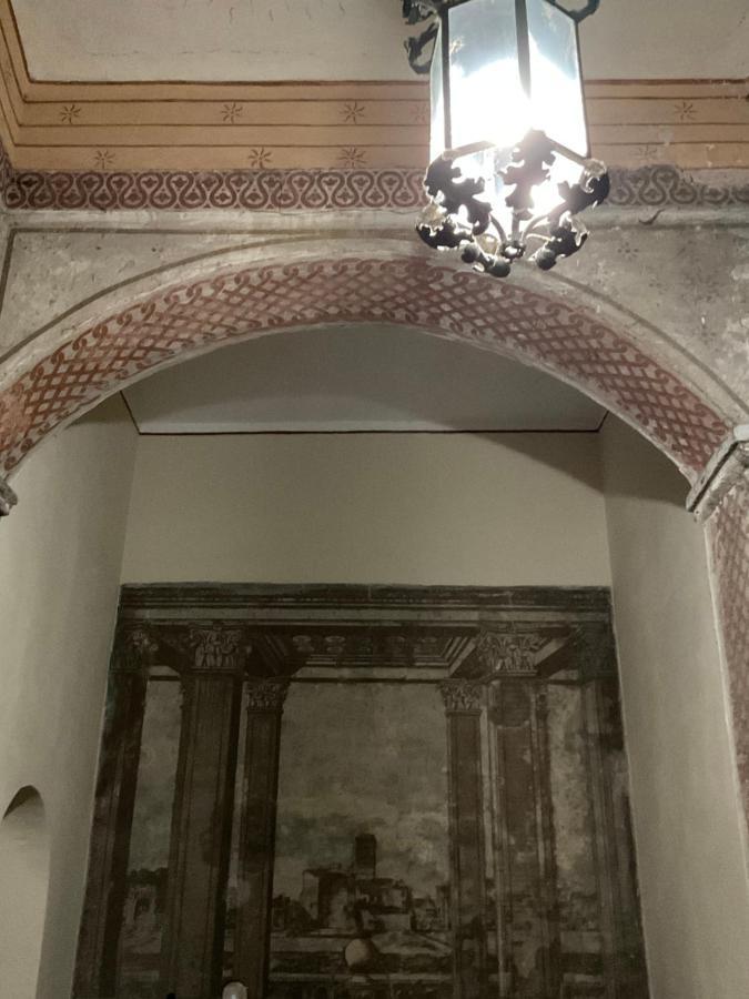 Apartment In 3 Minutes From Duomo Ingresso Via Dei Piatti 밀라노 외부 사진